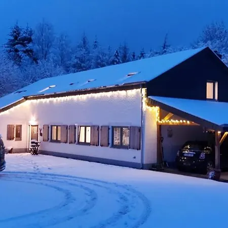 بيت ضيافة Le Refuge D'engreux